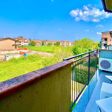 Casatella - Monolocale Con Balcone Vidigulfo Eksteriør bilde